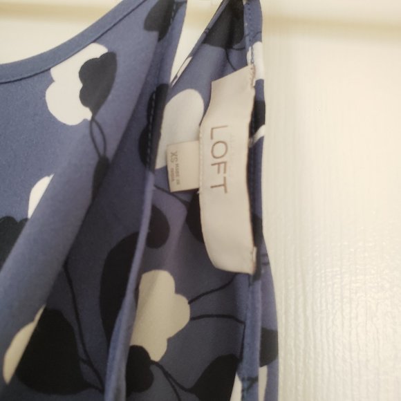 Loft Dusky Blue Floral Dress - Spaghetti straps and tie waist. Size XS - Picture 7 of 13